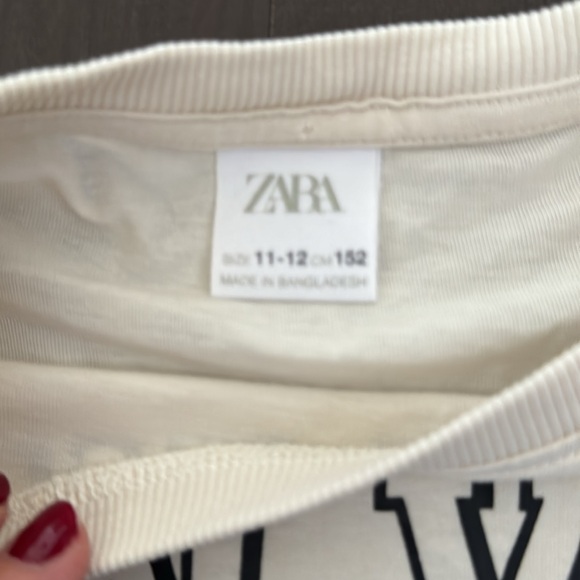 Zara girls shirt with New York graphics size 11/12 - Picture 3 of 3